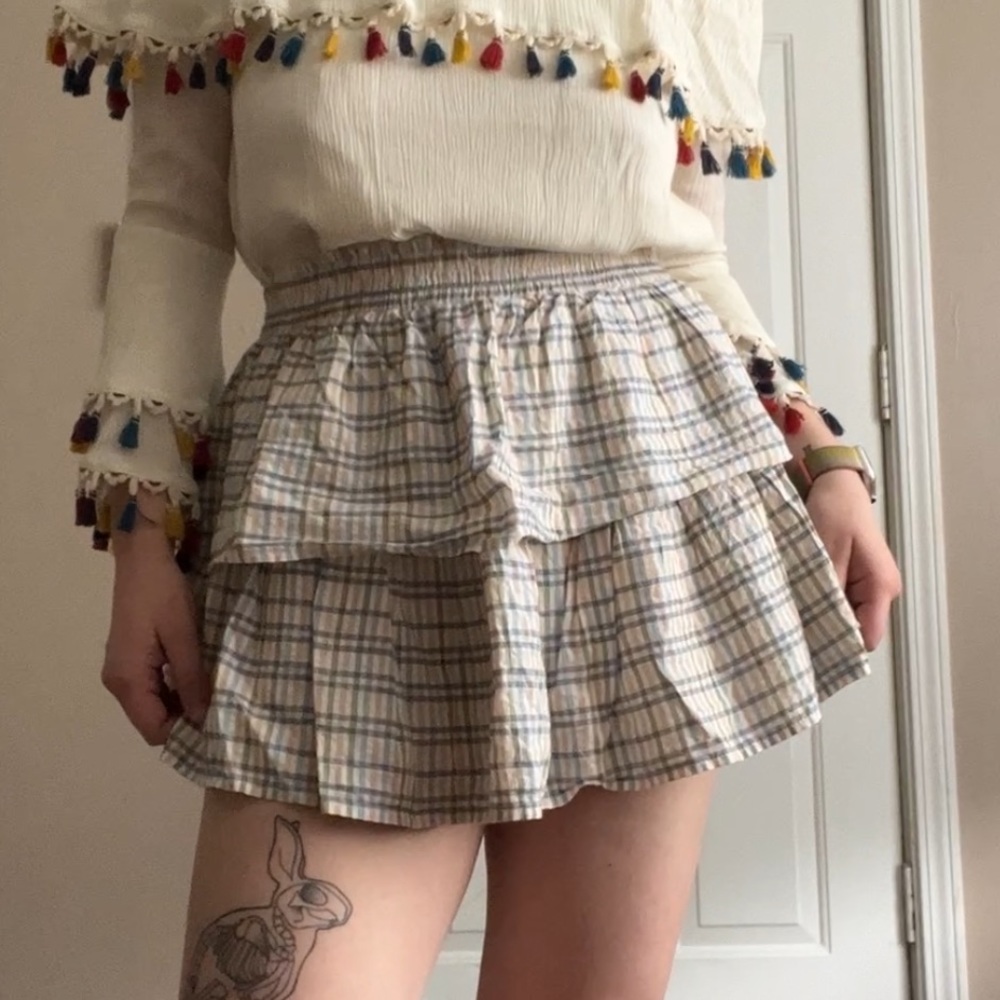 American Eagle/Aerie tiered pastel miniskirt, perfect condition, size L